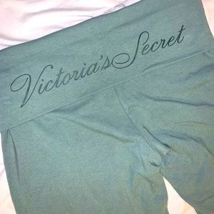 VS NWOT Gorgeous Small Long Light Pastel Green Fold-over Yoga Pants